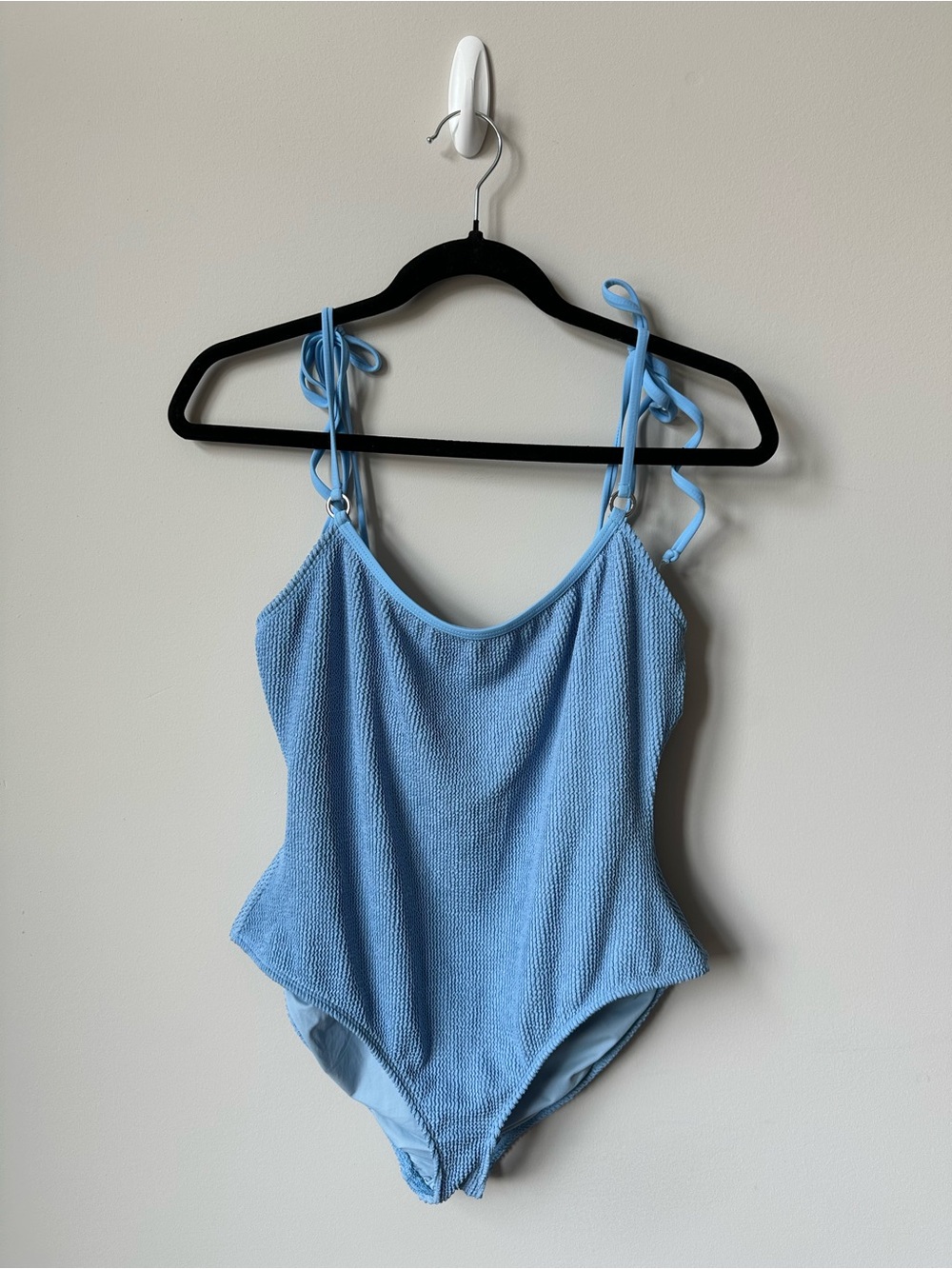 Dippin' Daisy's Astrid One-Piece Swimsuit in Light Blue - Picture 3 of 7